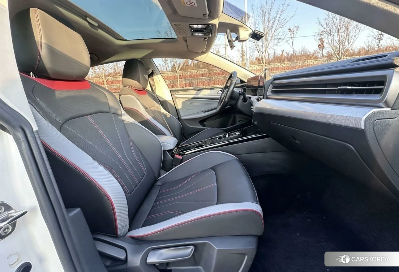 Volkswagen Lingdu 2022 Белый из Китая, фото 6
