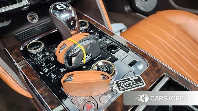 Bentley Flying Spur 3rd Generation 2023 Синий из Кореи, фото 6