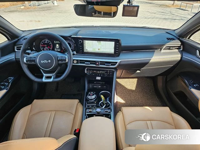 Kia K5 3rd generation 2023 Белый из Кореи, фото 6