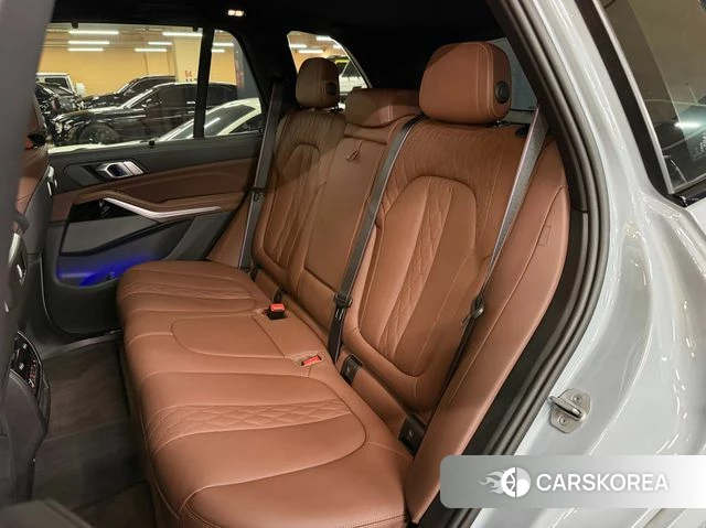 BMW X5 (G05) 2024 Серебристо-серый из Кореи, фото 6