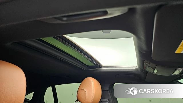 Mercedes-Benz GLC-Class X253 2021 Белый из Кореи, фото 6