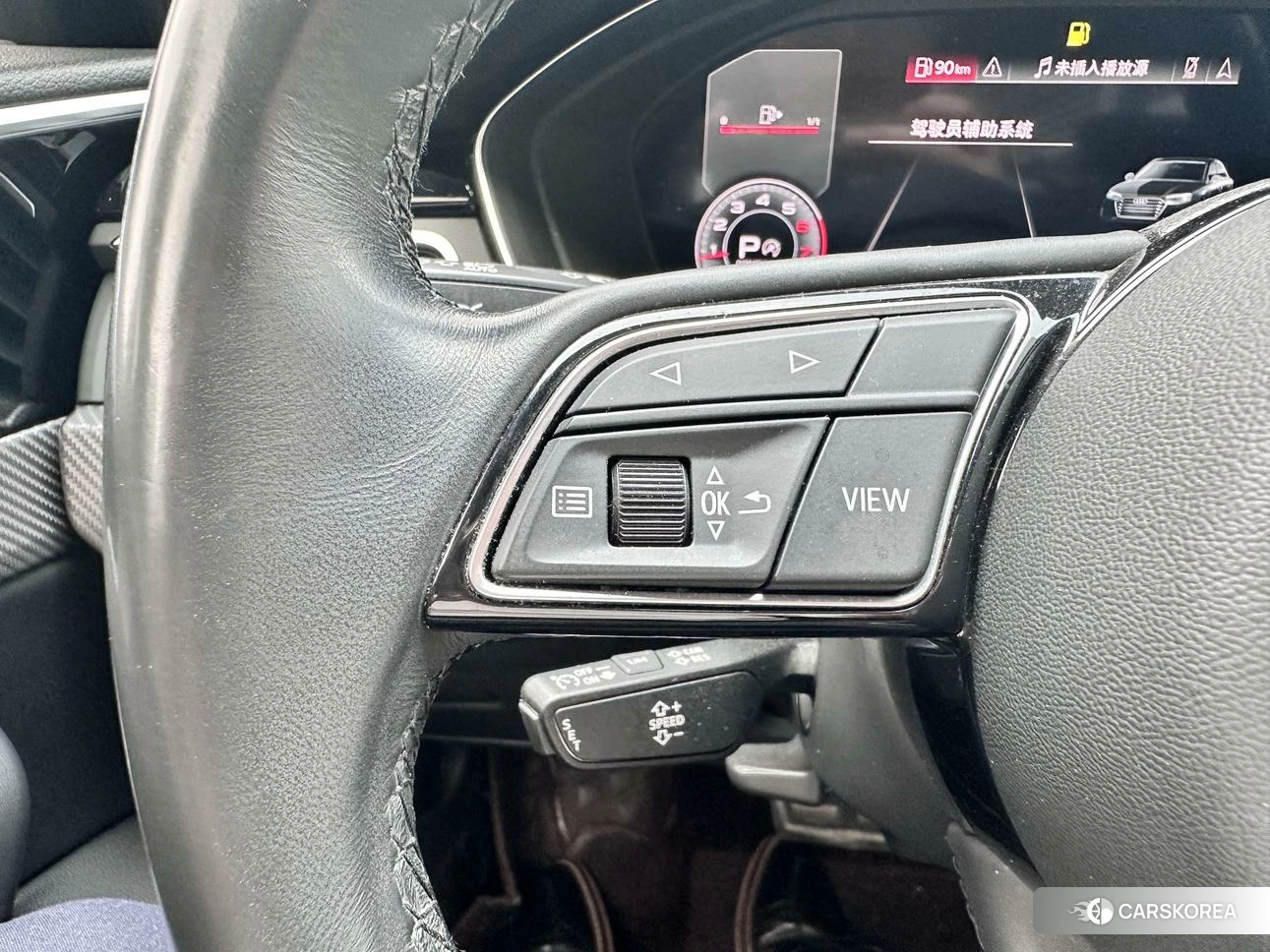 Audi A4L 2023 Темно-серый из Китая, фото 6