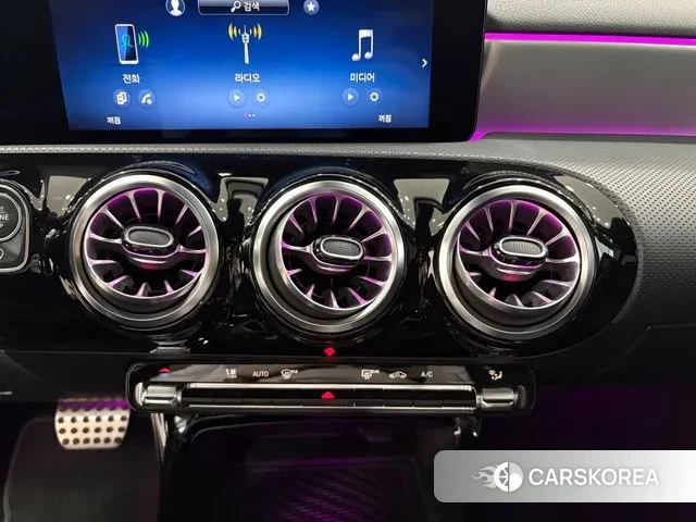 Mercedes-Benz CLA-Class C118 2024 Белый из Кореи, фото 6