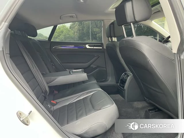 Volkswagen CC 2023 Белый из Китая, фото 6