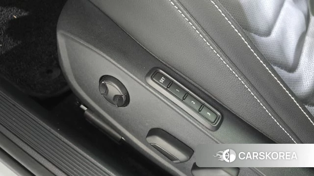 Volkswagen 7th Generation of Jetta 2023 Белый из Кореи, фото 6