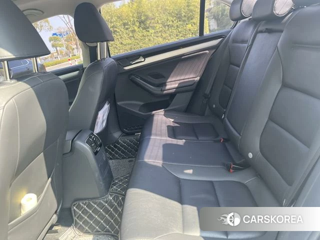 Volkswagen Sagitar 2018 Белый из Китая, фото 6