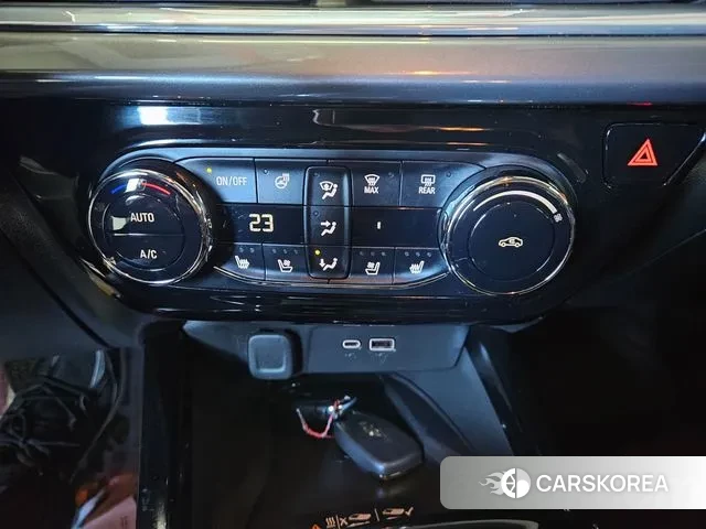 Chevrolet (GM Daewoo) Trax Crossover 2023 Белый из Кореи, фото 6