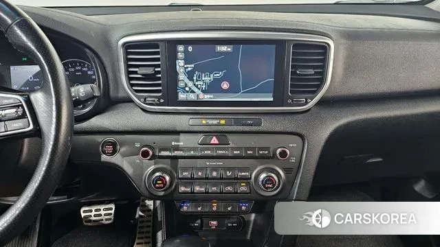 Kia Sportage The Bold 2018 Белый из Кореи, фото 6