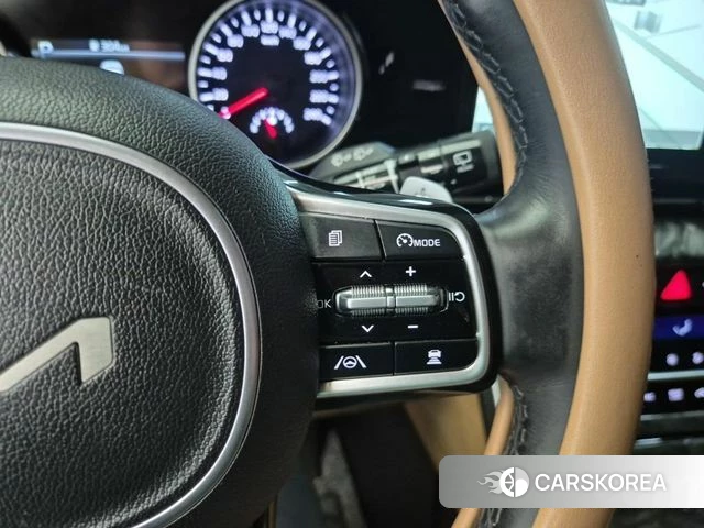Kia Carnival 4th generation 2023 Белый из Кореи, фото 6