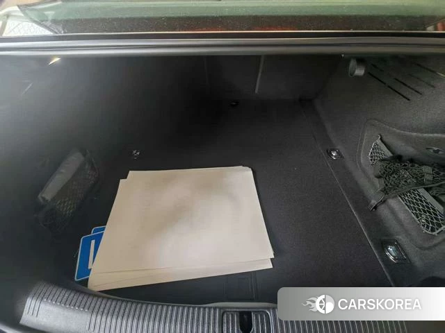 Audi A4L 2024 Черный из Китая, фото 6