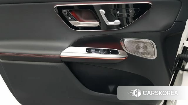 Mercedes-Benz GLC-Class X254 2025 Белый из Кореи, фото 6