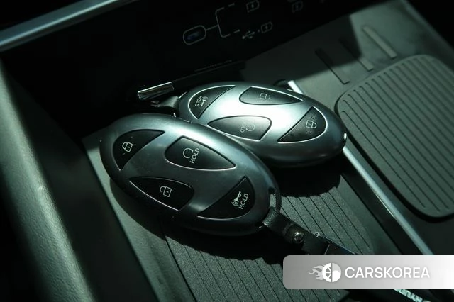 Hyundai Santa Fe (MX5) 2024 Черный из Кореи, фото 6