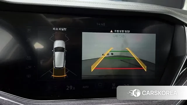 Volkswagen Touareg 3rd generation 2020 Серебристо-серый из Кореи, фото 6