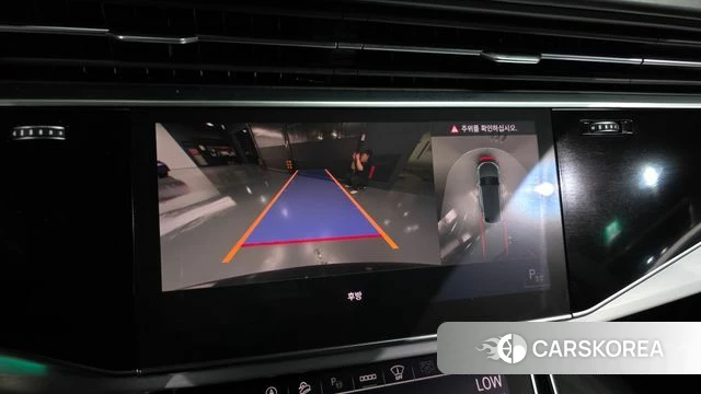 Audi Q8 (4M) 2021 Черный из Кореи, фото 6