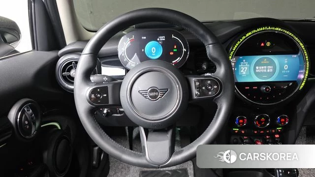 Mini Cooper 2023 Белый из Кореи, фото 6