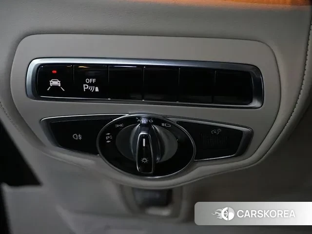 Mercedes-Benz G-Class W463b 2023 Темно-зеленый из Кореи, фото 6