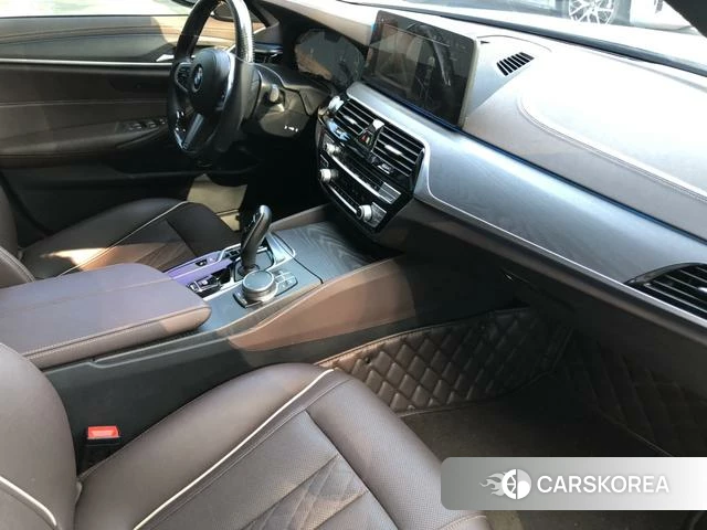BMW 5 series PHEV 2021 Белый из Китая, фото 6