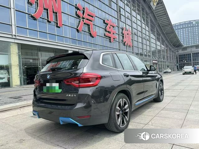 BMW iX3 2021 Темно-серый из Китая, фото 6