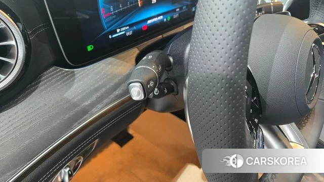 Mercedes-Benz AMG GT 2025 Белый из Кореи, фото 6