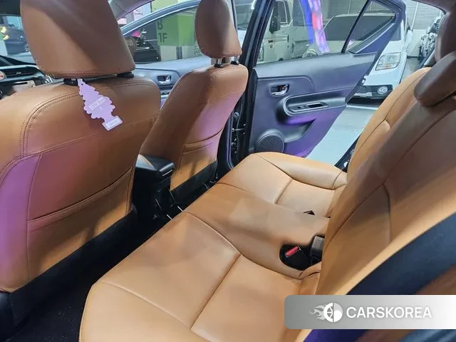 Toyota Prius C id 3484469 из Кореи 6