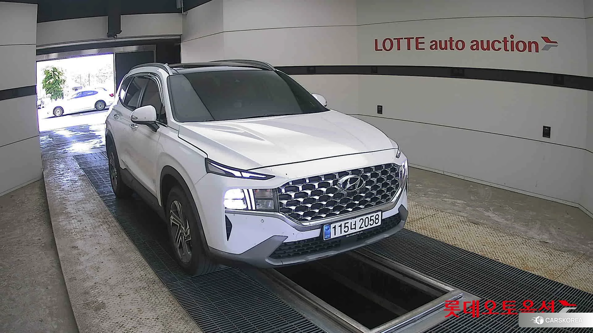 Hyundai Santa Fe 2021 Белый из Кореи, фото 6