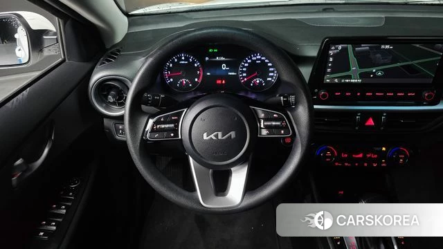 Kia The New K3 2nd generation 2022 Белый из Кореи, фото 6