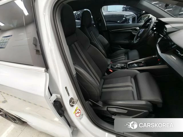 Audi A3 2023 Белый из Китая, фото 6