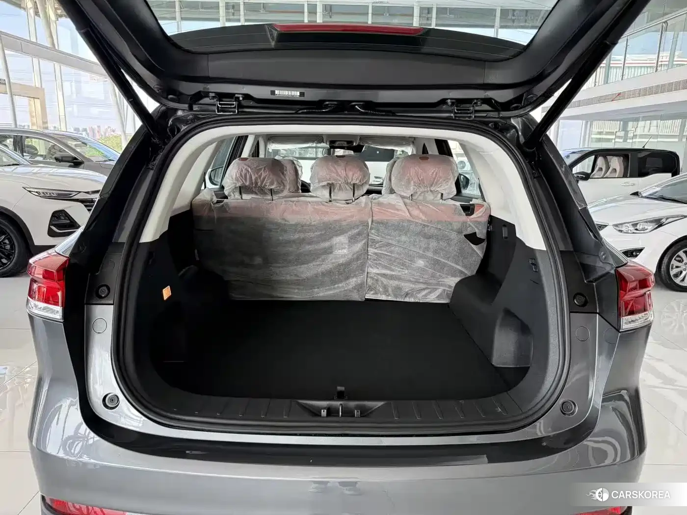 Chang'an Changan CS75 2026 Silver/gray из Китая, фото 6