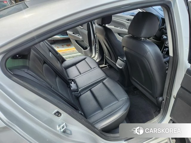 Hyundai Avante AD 2018 Серебряный из Кореи, фото 6