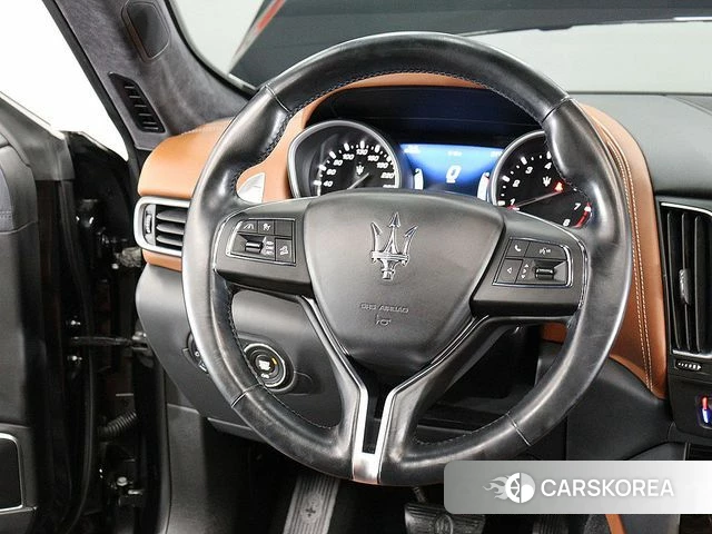Maserati Levante 2020 Черный из Кореи, фото 6