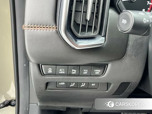 Mazda CX-50 line also 2023 Желтый из Китая, фото 6