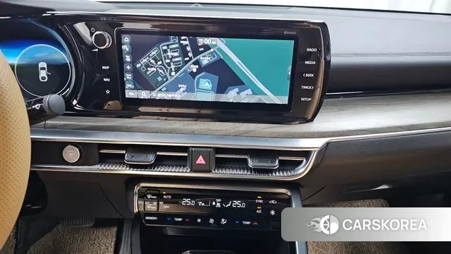 Kia K5 3rd generation 2021 Серебристо-серый из Кореи, фото 6