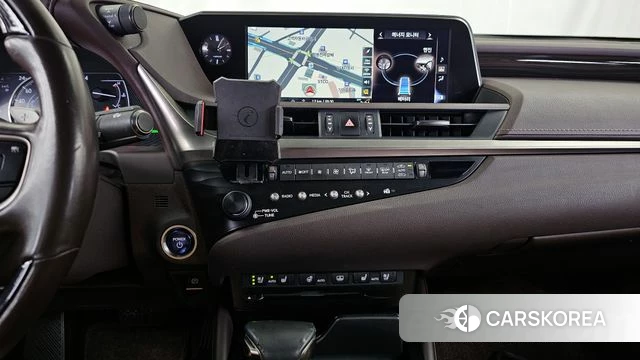 Lexus ES300h 7th generation 2019 Серебристо-серый из Кореи, фото 6