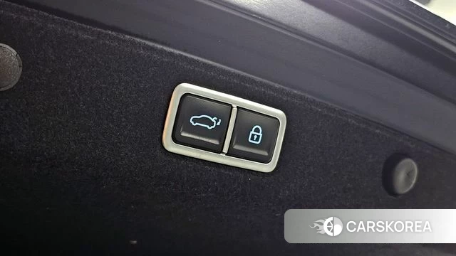 Hyundai Grandeur Hybrid (GN7) 2023 Черный из Кореи, фото 6