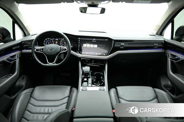 Volkswagen Touareg 2025 Черный из Китая, фото 6