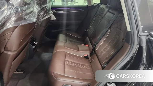 BMW 6 Series GT (G32) 2022 Черный из Кореи, фото 6