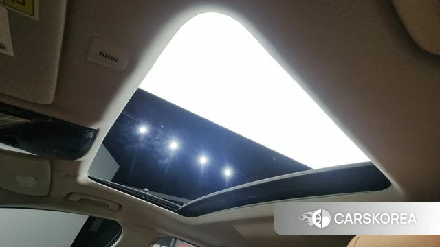 BMW 5 Series (G30) 2018 Белый из Кореи, фото 6