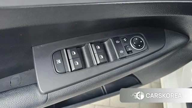 Kia The New K3 2nd generation 2022 Белый из Кореи, фото 6