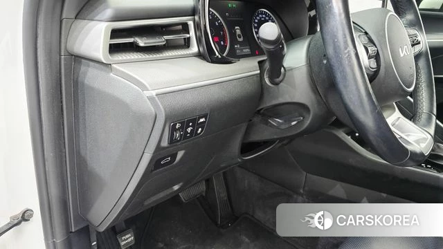 Kia K5 3rd generation 2022 Белый из Кореи, фото 6
