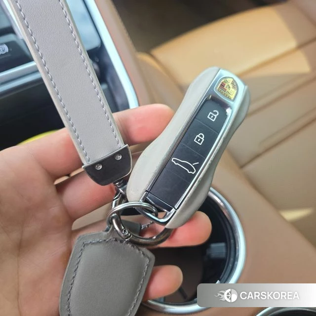 Porsche Panamera (971) 2023 Серебристо-серый из Кореи, фото 6
