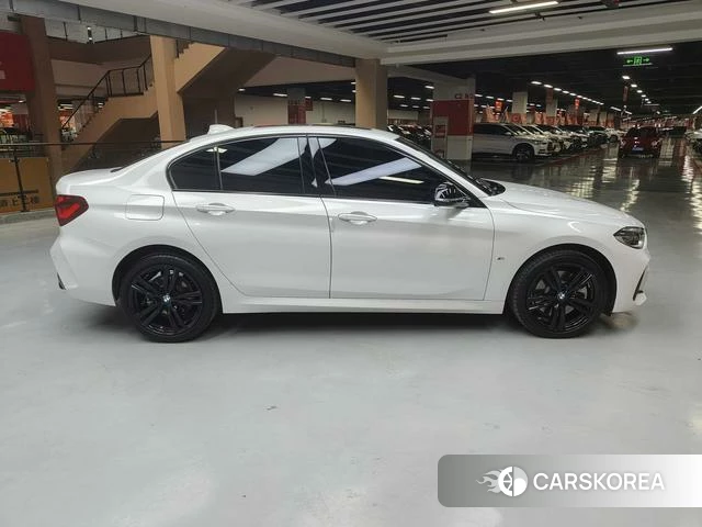 BMW 1 series 2023 Белый из Китая, фото 6