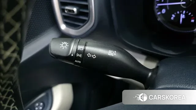 Hyundai Venue 2019 Серый из Кореи, фото 6