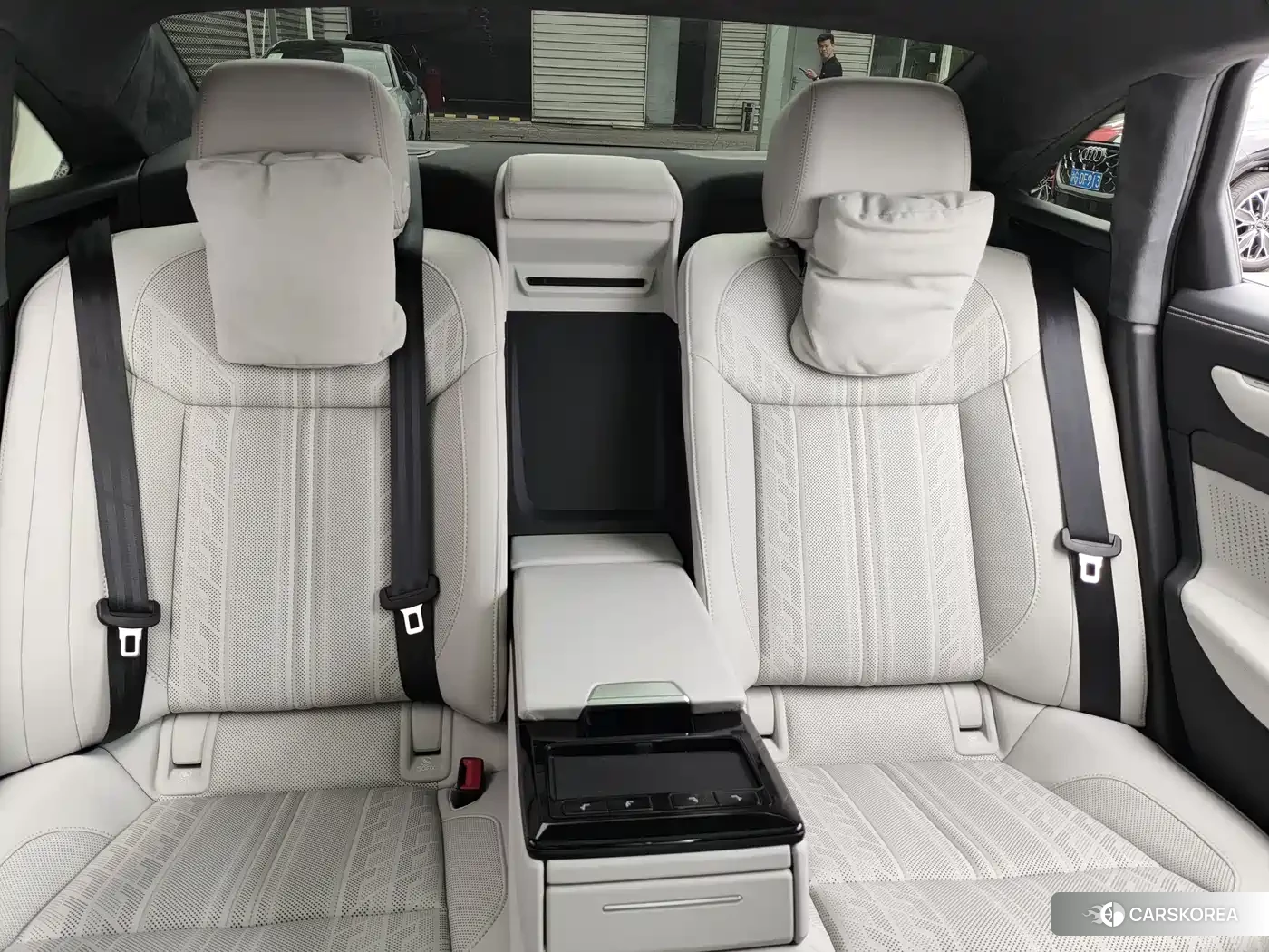 Audi A6L 2026 Черный из Китая, фото 6
