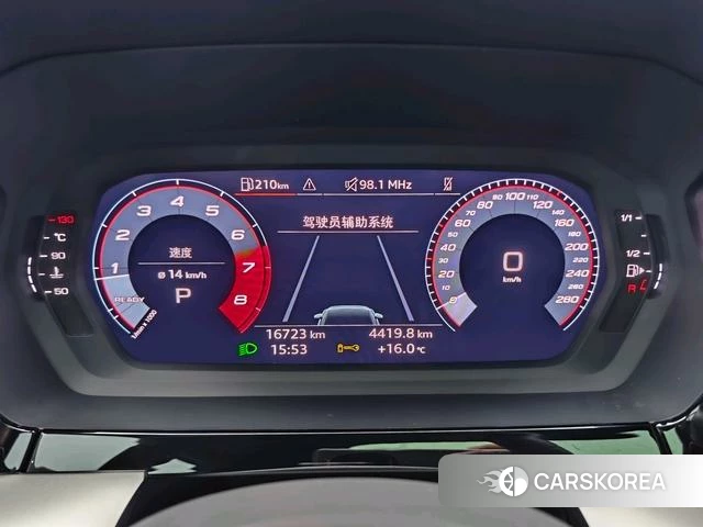 Audi A3 2024 Белый из Китая, фото 6