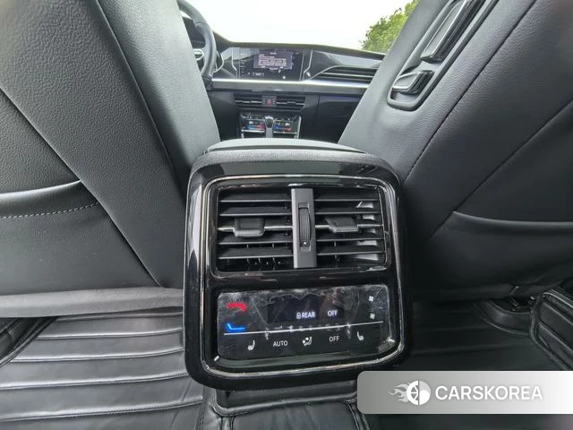 Volkswagen Passat 2022 Черный из Китая, фото 6