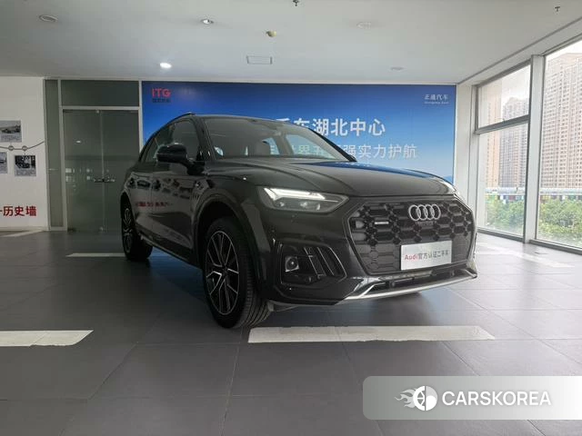 Audi Q5L 2025 Черный из Китая, фото 6