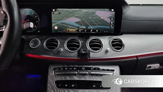 Mercedes-Benz E-Class W213 2021 Черный из Кореи, фото 6