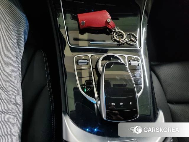 Mercedes-Benz C-Class W205 2018 Белый из Кореи, фото 6