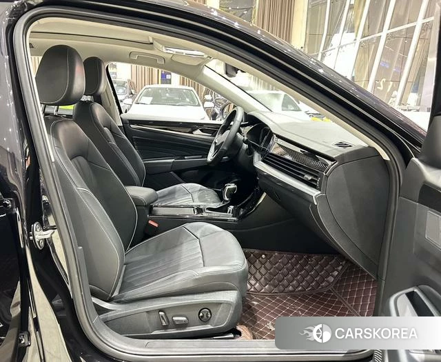 Volkswagen Passat 2022 Черный из Китая, фото 6