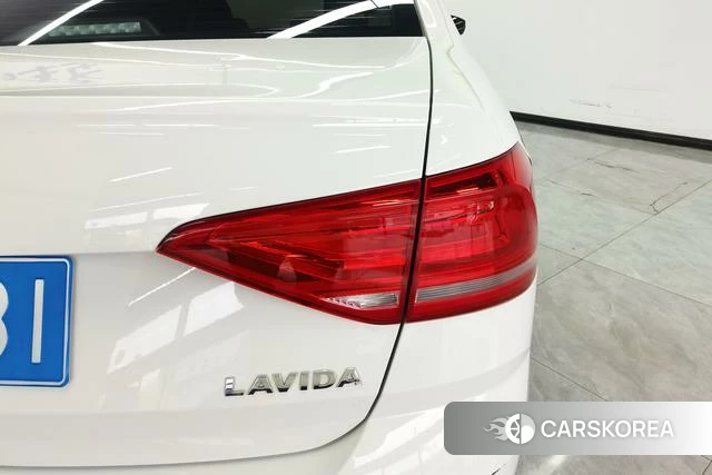 Volkswagen Lavida 2019 Белый из Китая, фото 6